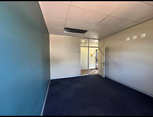 700M² OFFICE TO LET IN HIGHVELD TECHNOPARK